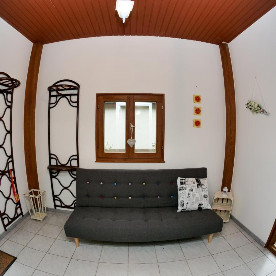 Cseresznyés Apartman Berekfürdő Exterior foto