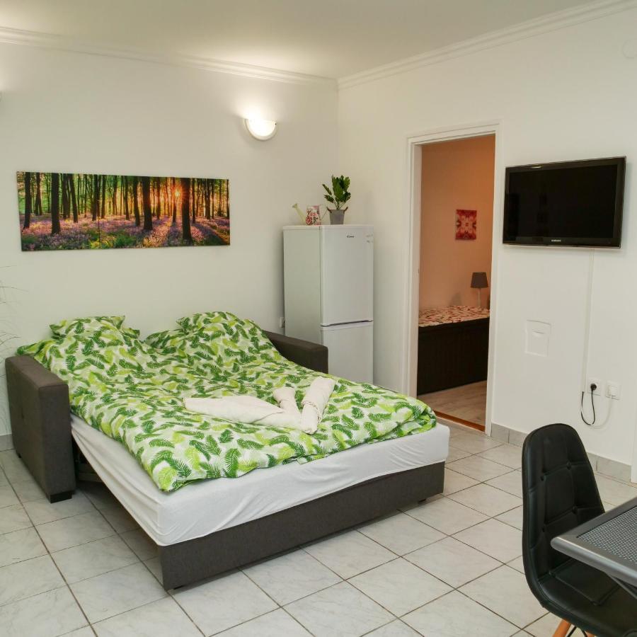 Cseresznyés Apartman Berekfürdő Exterior foto