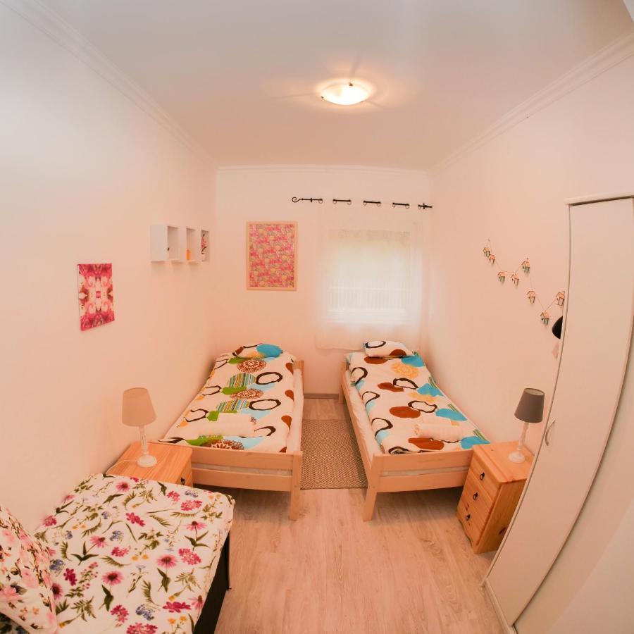 Cseresznyés Apartman Berekfürdő Exterior foto